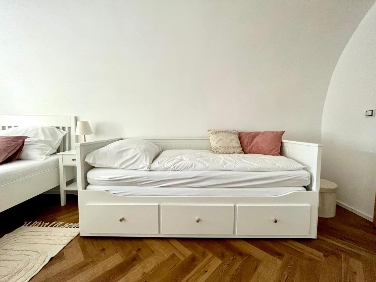 Apartman Elen Nové Město nad Metují エクステリア 写真